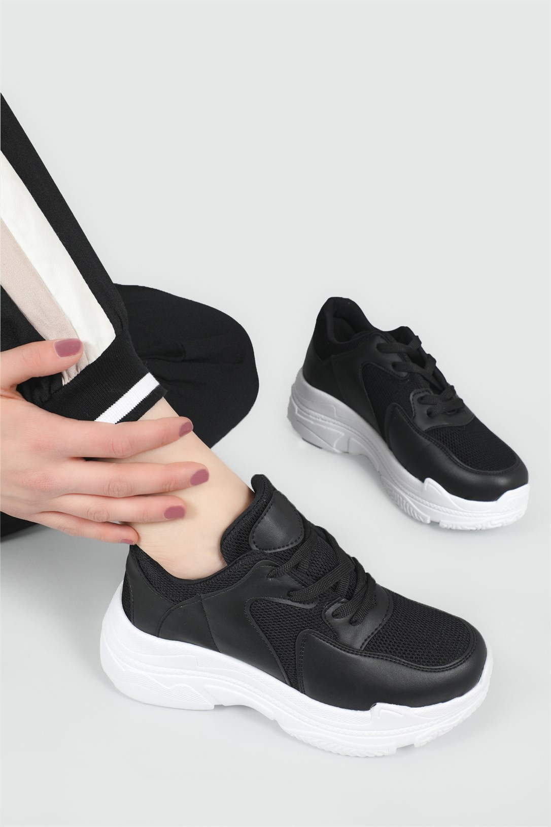 Beınsteps Sneakers Siyah Beyaz Kadın Spor Ayakkabı Ş-10