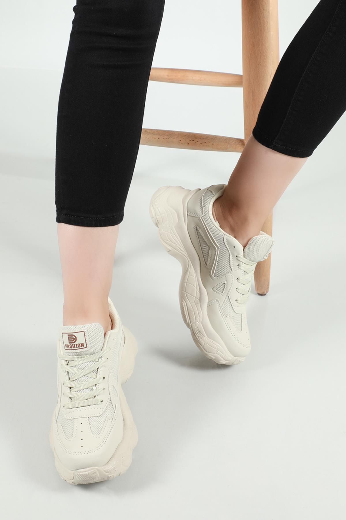Nefes Alır Rahat Bej Kadın Spor Ayakkabı 141 Kadın Günlük Spor Ayakkabı Dark Step DARKSTEP 141 ZEN ANORAK SPOR