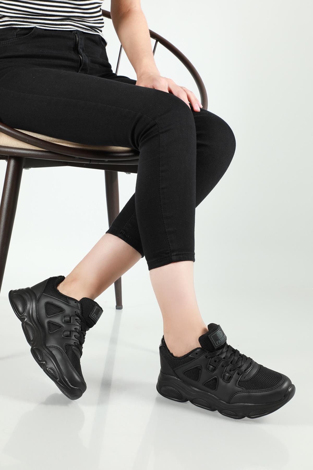 Nefes Alır Rahat Siyah Kadın Spor Ayakkabı 144 Kadın Günlük Spor Ayakkabı Dark Step DARKSTEP 144 ZEN ANORAK SPOR