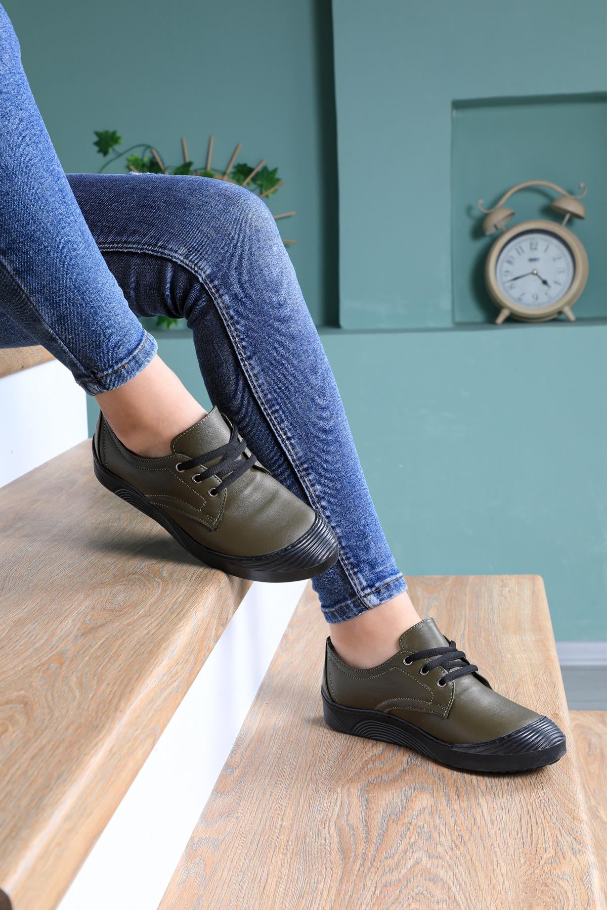 Ortapedik Taban Hakiki Deri Rahat Bağcıklı Haki Kadın Ayakkabı B-Y1034 Kadın Günlük Ayakkabı Carla Bella My Bella B-Y1034 Deri 22K