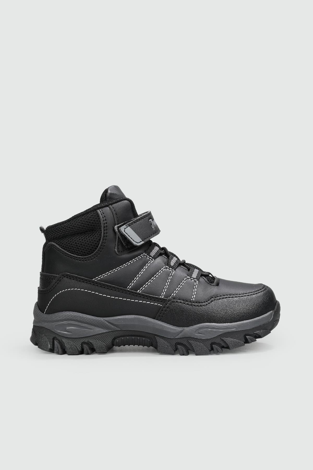 Outdoor Cırtlı Kaymaz Taban Siyah Çocuk Bot 27788 Çocuk bot & Çizme Jump JUMP 27788 OUTDOOR
