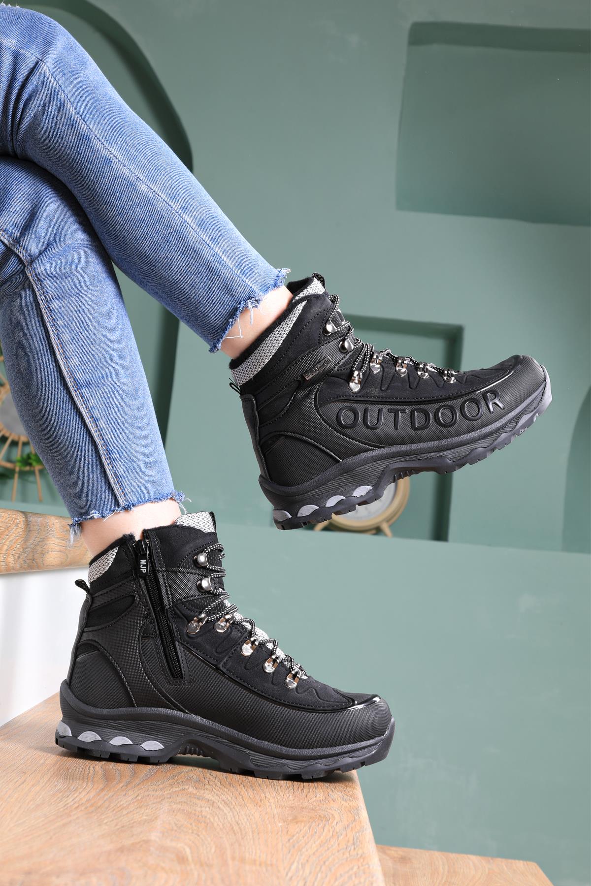 Outdoor Rahat Siyah Gümüş Unisex Bot 2115 Unisex Günlük Confort Bot Jamper MC JAMPER 2115 UNİSEX BOT