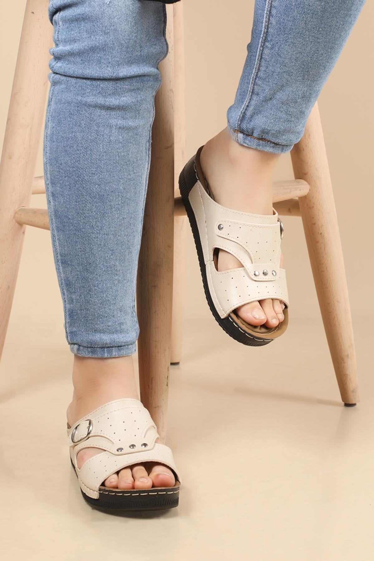 Rahat Comfort Bej Kadın Terlik 459-37 Kadın Günlük Terlik Apella APELLA 459-37 ZEN SÜMBÜL TERLK