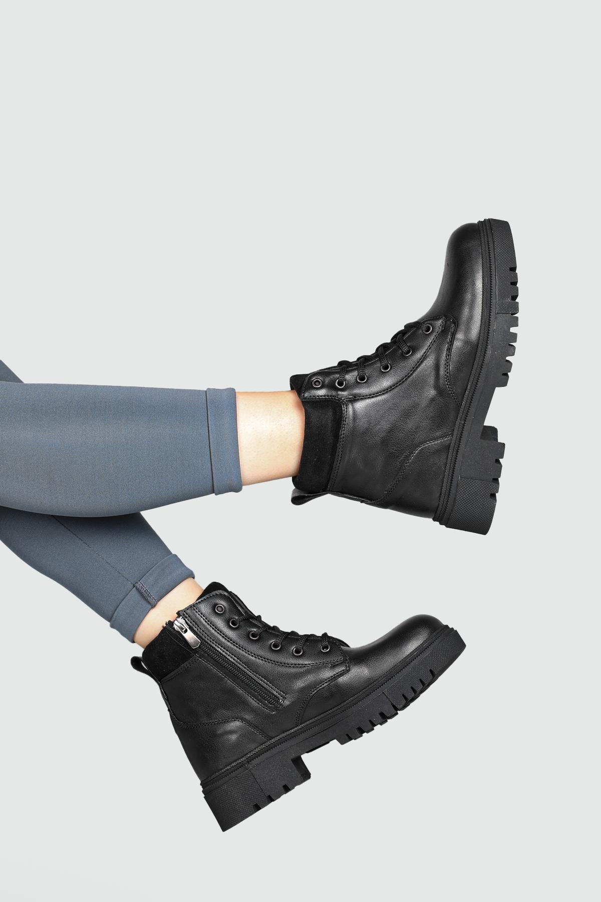 Rahat Kalın Taban Bağcıklı Fermuarlı Siyah Kadın Bot 22-2K Kadın Günlük Conford Bot Carla Bella MY BELLA 22-2K ZENNE BOT