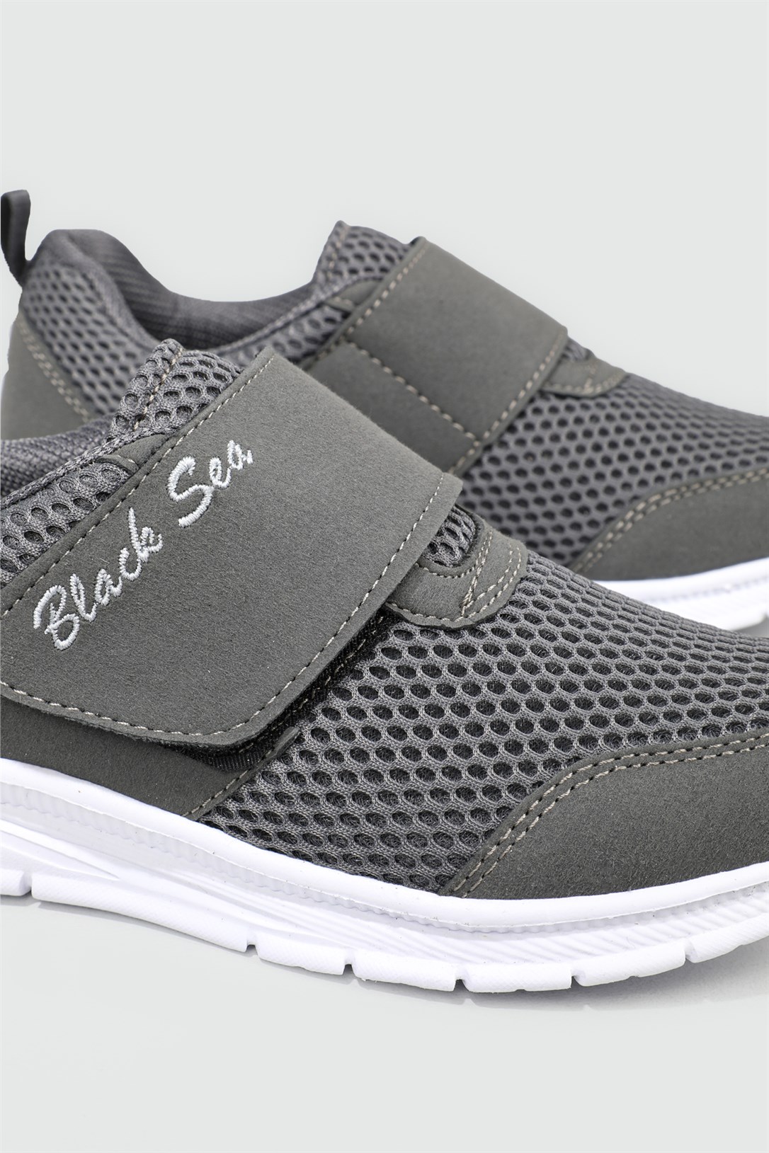 BLACK SEA Rahat Nefes Alır Cırtlı Sneaker Füme Kadın Spor Ayakkabı 581