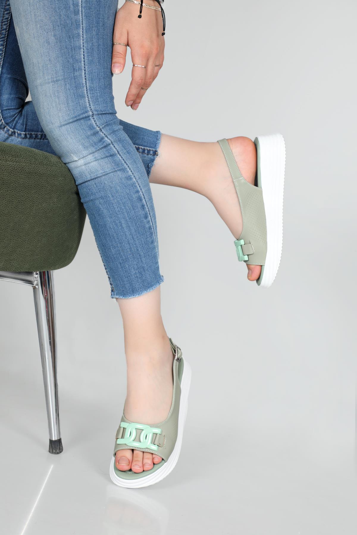 Rahat Taban Düz Mint Yeşil Kadın Sandalet S-22190 Kadın Düz Sandalet Carla Bella Carla Bella S-22190 22y