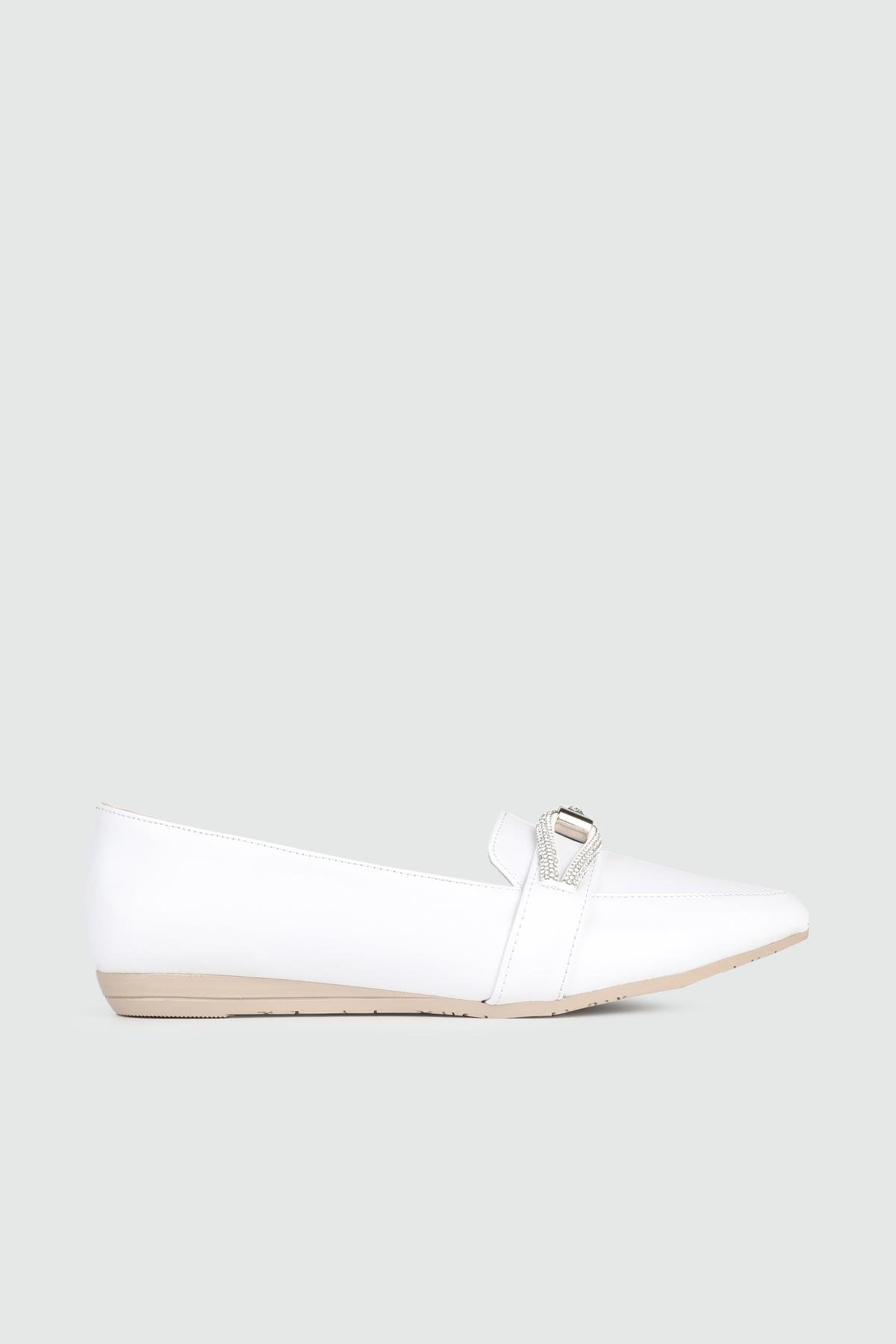 Sivri Burun Arkası Açık Fiyonklu Beyaz Kadın Ayakkabı ŞM-2010 Kadın Babet Carla Bella My Bella ŞM-2010 Kadın 25Y