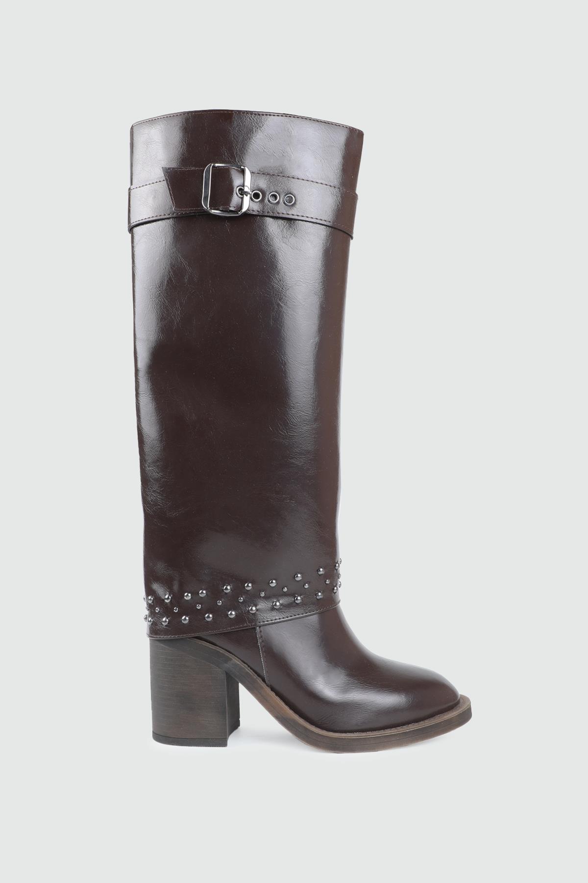 Troklu Fermuarlı Uzun Kahve Kırışık Rugan Kemer Detaylı Kadın Çizme My Bella GK-801 Kadın Çizme MY BELLA My Bella GK-801 Kadın 25K