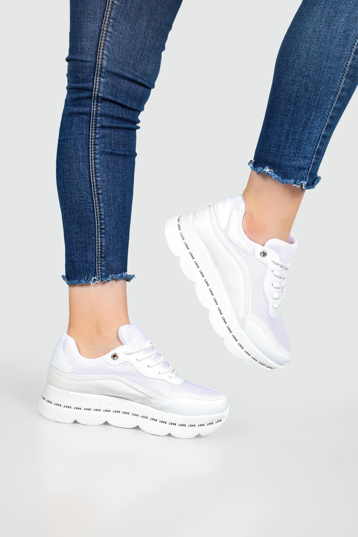 Yüksek Tabanlı Rahat Nefes Alır Beyaz Kadın Spor Ayakkabı 103 Kadın Günlük Spor Ayakkabı FLET FLET 103 Spor 22Y