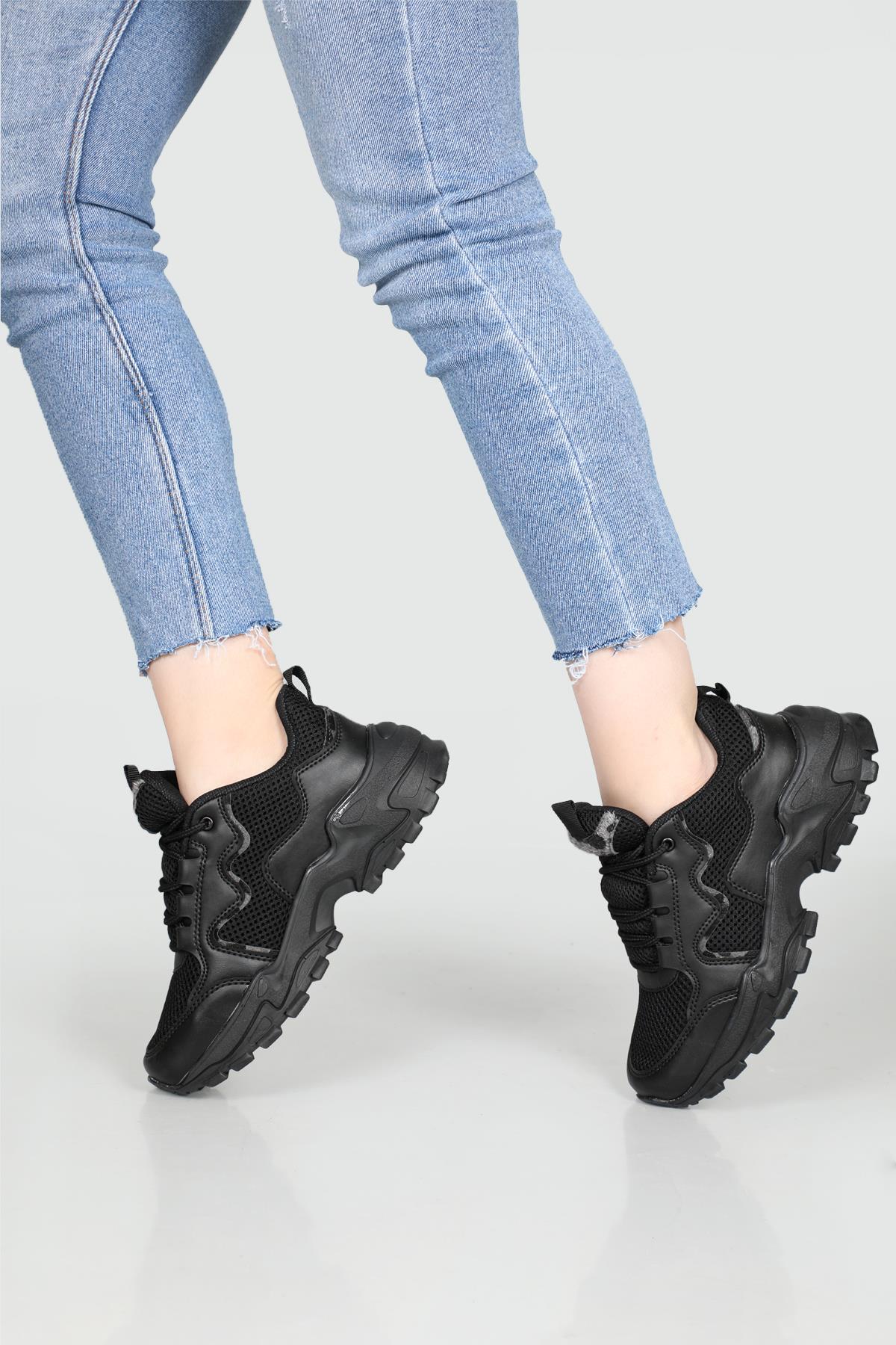 Yüksek Tabanlı Rahat Nefes Alır Siyah Kadın Spor Ayakkabı Z-02 Kadın Sneaker Beınsteps Beinsteps Z-02 Anoraklı 22Y