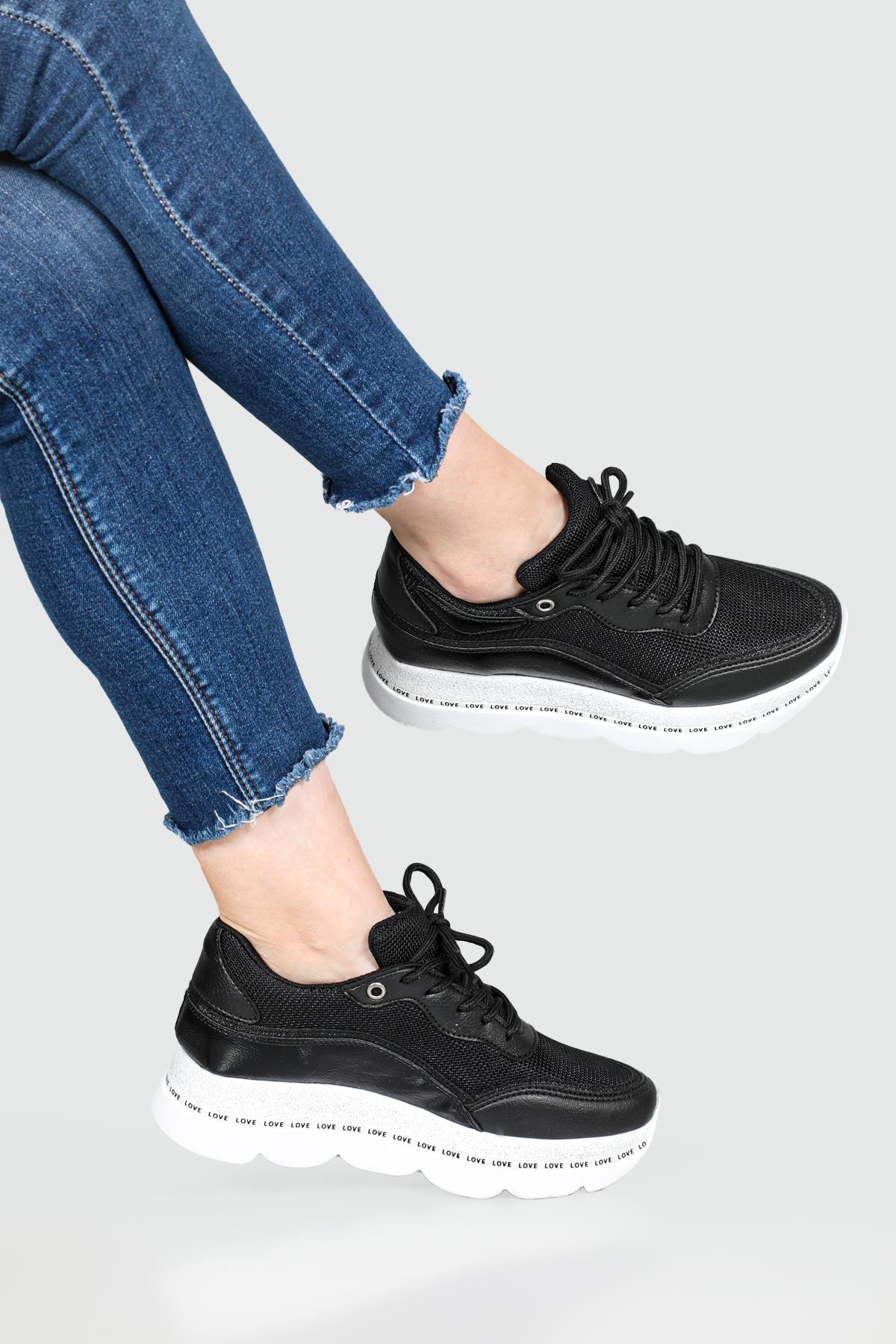 Yüksek Tabanlı Rahat Nefes Alır Siyah Beyaz Kadın Spor Ayakkabı 103 Kadın Günlük Spor Ayakkabı FLET FLET 103 Spor 22Y