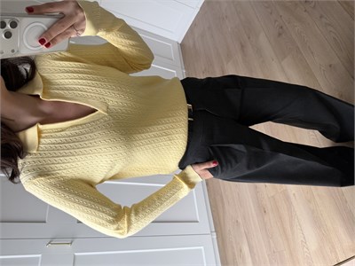  Örgü Model Sarı Renk Polo Yaka Triko