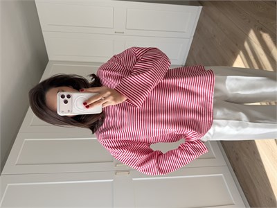 Arkası Yazı Baskılı Kırmızı Pembe Çizgili Sweatshirt 