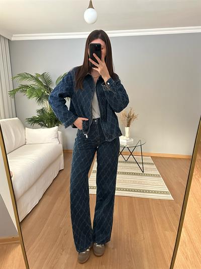 Baklava Desenli Deri Yaka Denim Takım
