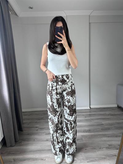 Beyaz Leopar Desenli Denim 