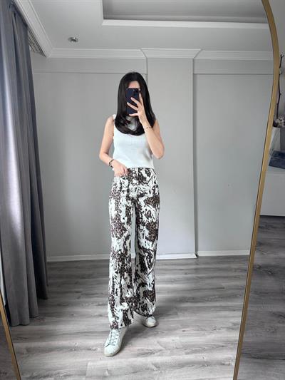 Beyaz Leopar Desenli Denim 