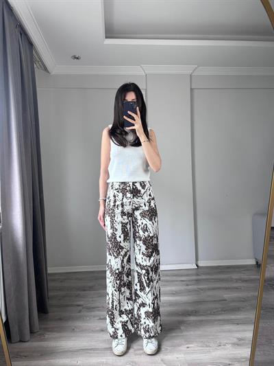 Beyaz Leopar Desenli Denim 