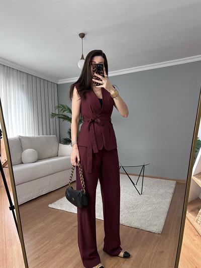 Bordo Kuşaklı Yelekli Takım