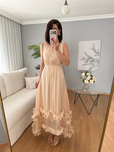 Brisa Bej Rengi Uçları Volanlı Elbise 