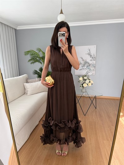 Brisa Kahve Rengi Uçları Volanlı Elbise 