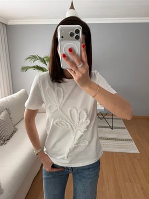 Cora Büzgü Model Beyaz Tişört 