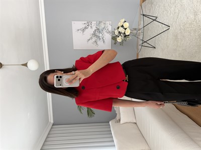 Dik Yaka Crop Ceket