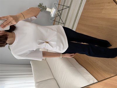 Dilvin Gold Aksesuarlı Beyaz Tişört 