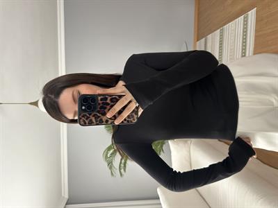 Dilvin Parmak Geçmeli Siyah Bluz
