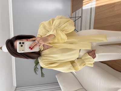 Filoria Vatkalı Fularlı Sarı Bluz