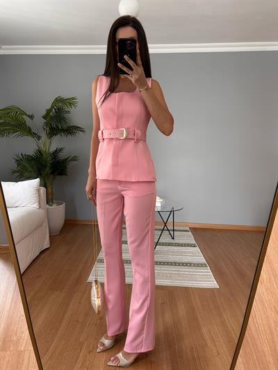 Guinda Pembe Takım