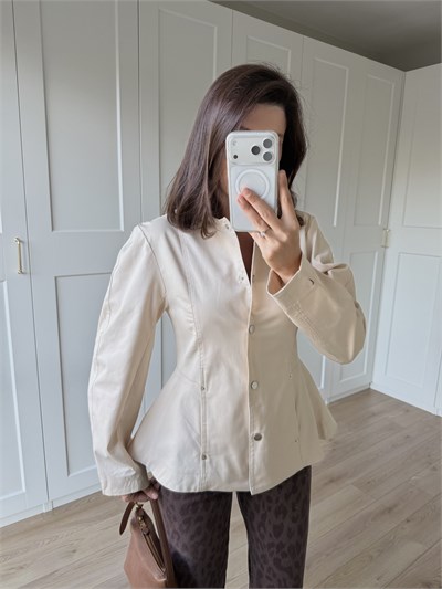 Hazel Bej Rengi Çan Kesim Ceket 