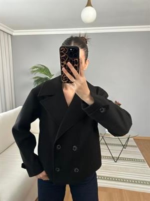 Kaşe Dokulu Siyah Kısa Kaban