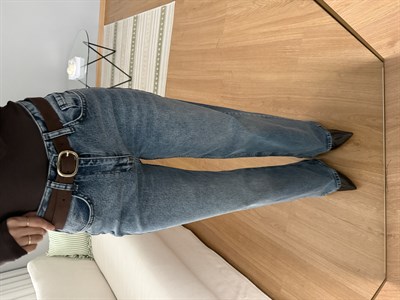 Kemerli Düz Kesim Mavi Jean