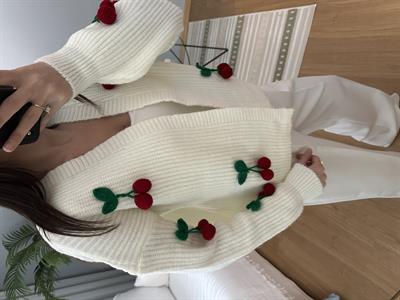 Kirazlı Ekru Renk Hırka
