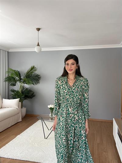 Kuşak Detaylı Yeşil Desenli Elbise 