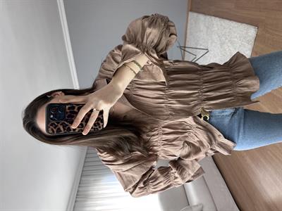Lastik Büzgülü Açık Kahve Gömlek 