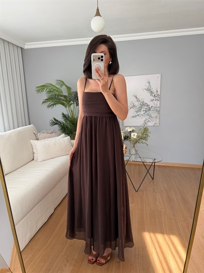 Lea İp Askılı Kahve Rengi Elbise 
