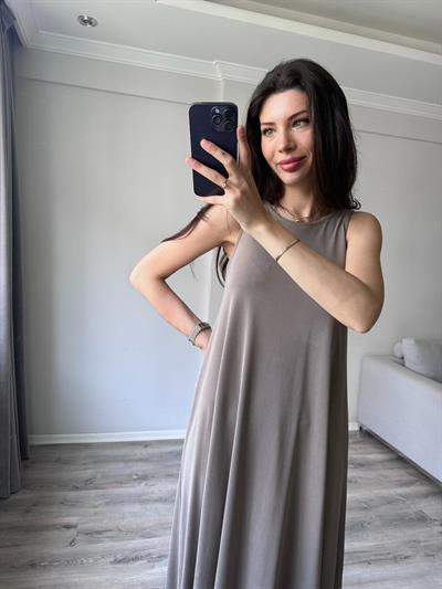 Modal Kumaş Rahat Kesim Vizon Rengi Elbise 