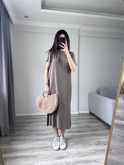 Modal Rahat Kesim Açık Vizon Elbise 