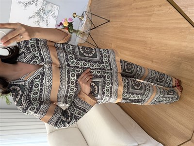 Nuria Saten Dokulu Desenli Takım