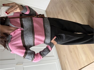 Pembe Gri Çizgili Polo Yaka Triko
