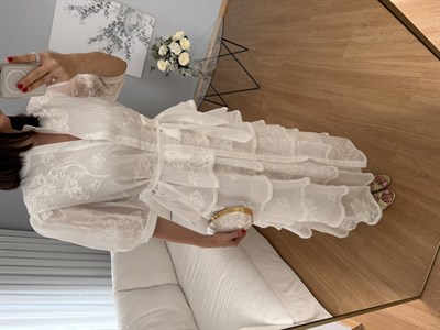 Rovina Katlı Beyaz Elbise 