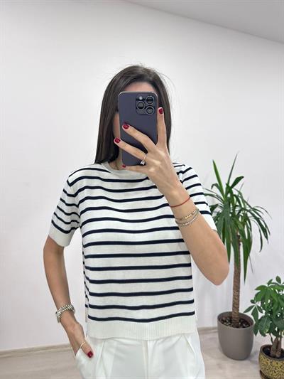 Siyah Çizgili Triko Bluz 