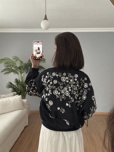 Taş İşlemeli Denim Ceket