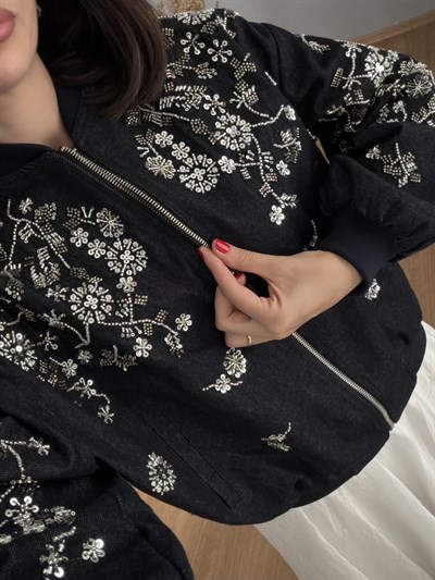 Taş İşlemeli Denim Ceket