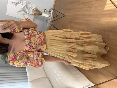 Tuvana Sarı Renk Katlı Etek