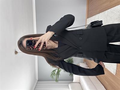 Vera Siyah Takım
