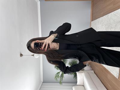 Vera Siyah Takım