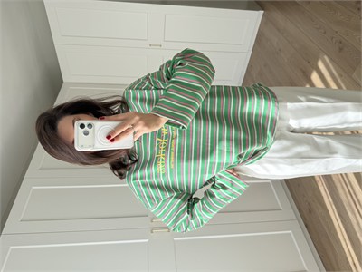 Yeşil Pembe Çizgili Sweatshirt 