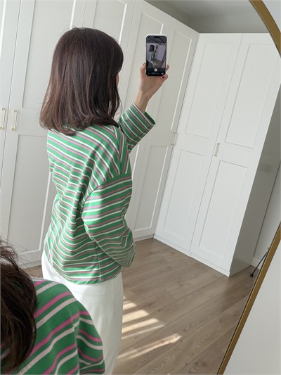 Yeşil Pembe Çizgili Sweatshirt 